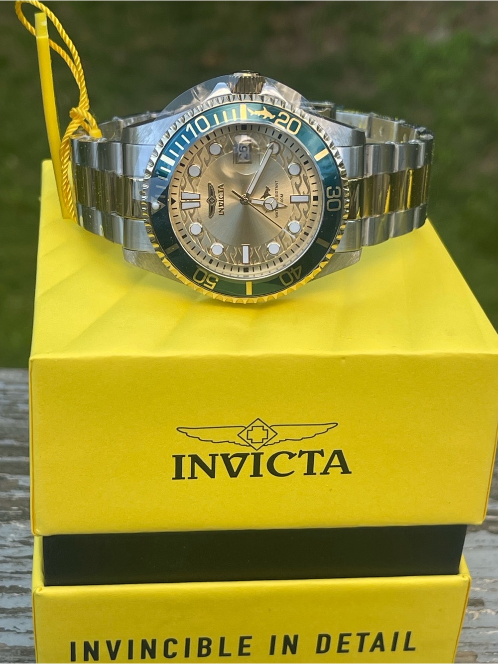 Invicta Pro Diver Currentwave Men's Watch - 43mm. Steel, Gold (30022) new